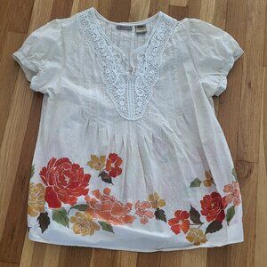 Pretty puff sleeve Art & Soul size L 100% cotton blouse
